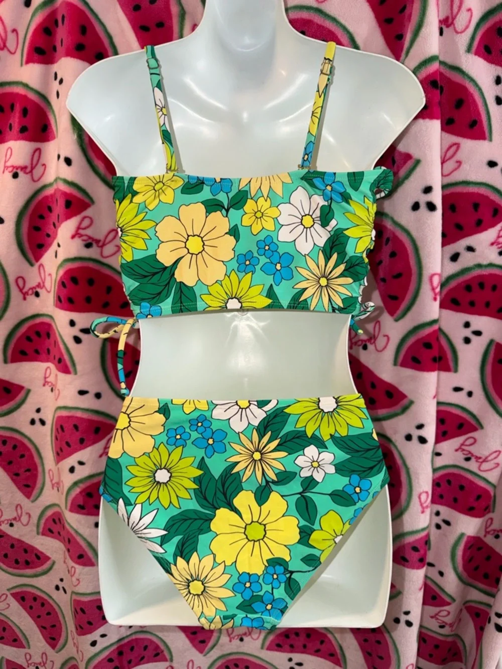 No Boundaries bright floral